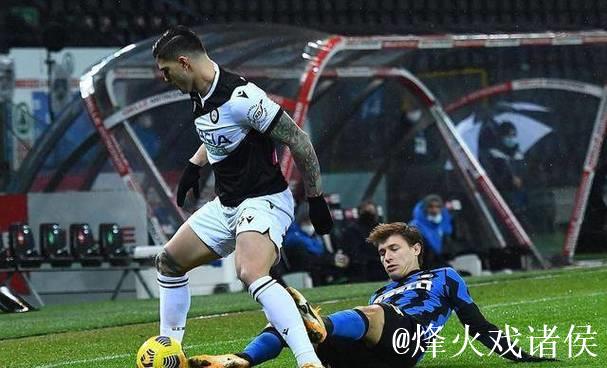 【首发】魔笛、美队领衔红黑迎萨索洛 【首发】魔笛、美队领衔红黑迎萨索洛