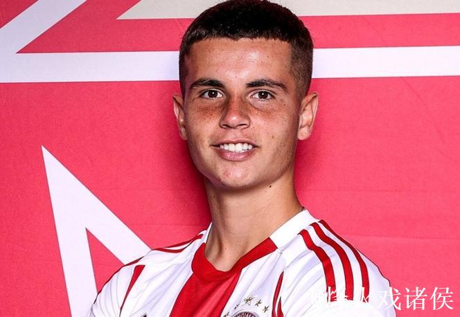 奥林匹亚科斯中场：皇马是世界最强球队之一，为